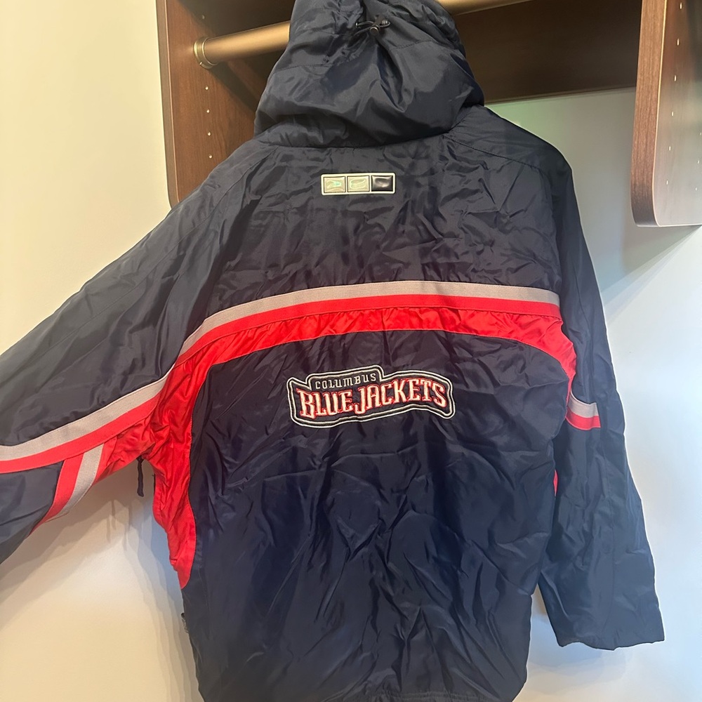 Vintage Y2K Columbus Blue Jackets NHL Jacket - Size M